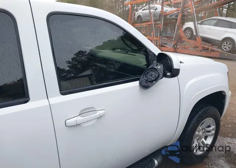 2011 Chevrolet Tahoe Lt из США, поврежденный, VIN 1GNSKBE04BR185828